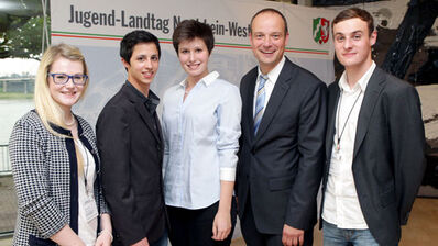 v.l. Anika Kürschgen, Marcus Braun, Pia Döpper, Dr. Roland Adelmann MdL, Florian Feldhoff